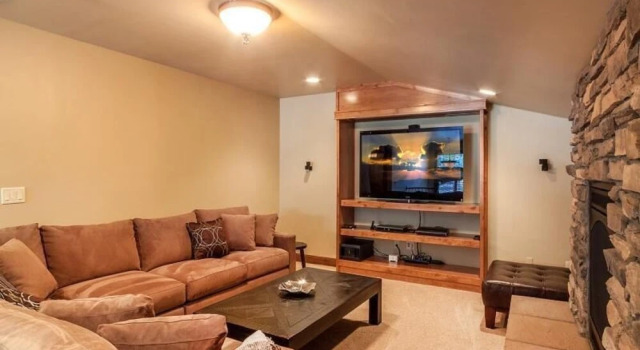 Granite Peaks Villa, Rezerwuj Willa Hotele w Vail Ski z parkingiem, Parking