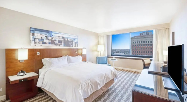 Номер Standard Marriott Long Beach Downtown