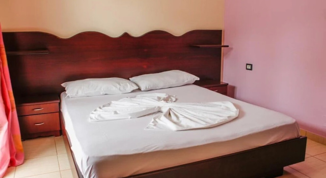 Hotel New Crystal