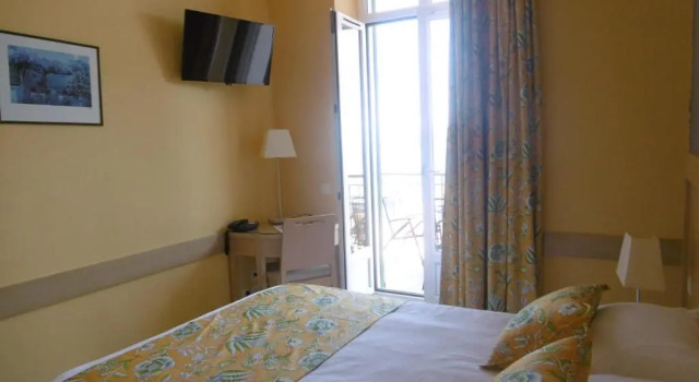 Двухместный номер Standard с видом на море Hôtel La Flore