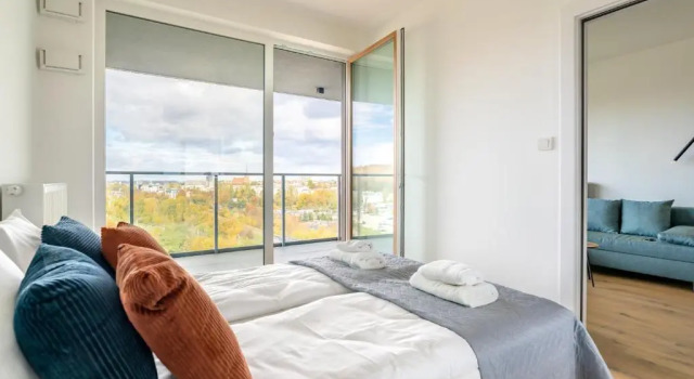 Апартаменты с балконом Symphony Modern Tower Apartamenty by INA