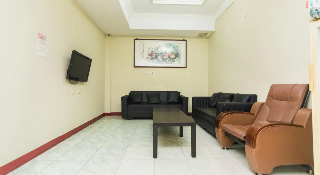 OYO 1703 Terang Bintang Hotel, Prenota Hotel Batam Indonesia