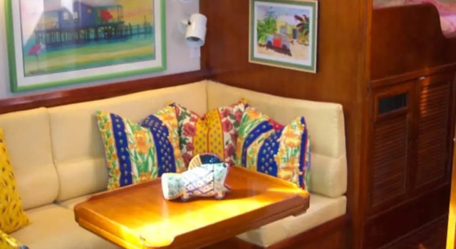Dream Lover Boat and Breakfast