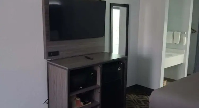 Четырёхместный номер Standard Quality Inn