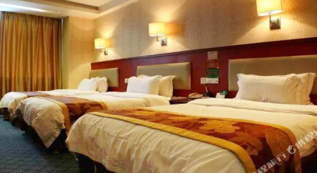 Xiongzhou Hotel Nanxiong, Rezervovat Hotel Hotely v Guangdong s bazénem, Bazén