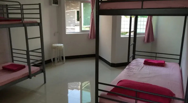 Long Island Hostel