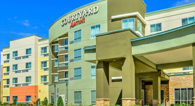 Courtyard Lake Charles