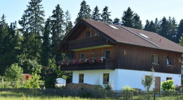 Ferienwohnung Holzmaier, Reserva ahora Hotel Hoteles en Bad Aibling con aparcamiento, Aparcamiento