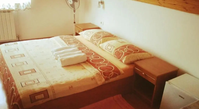 Guest House First Stop, Book Pension Rakovica Karlovac county