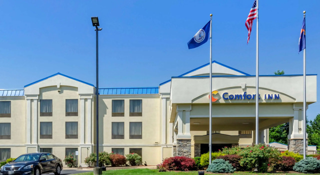 Spark by Hilton Waynesboro