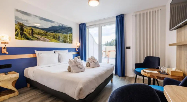 Номер Superior Hotel SPA Restaurant Husseren Collections - Proche Colmar - Eguisheim