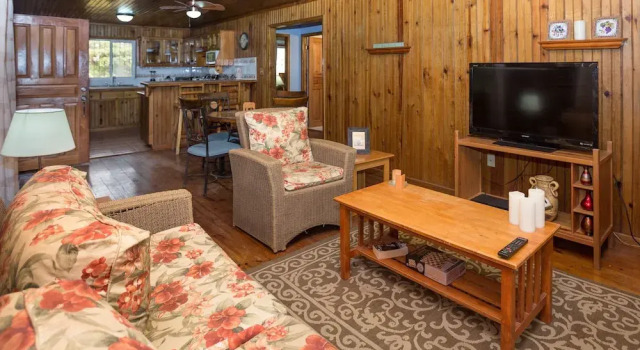 Roatan Ocean View- 2nd Floor 2 Bedroom Apts by RedAwning