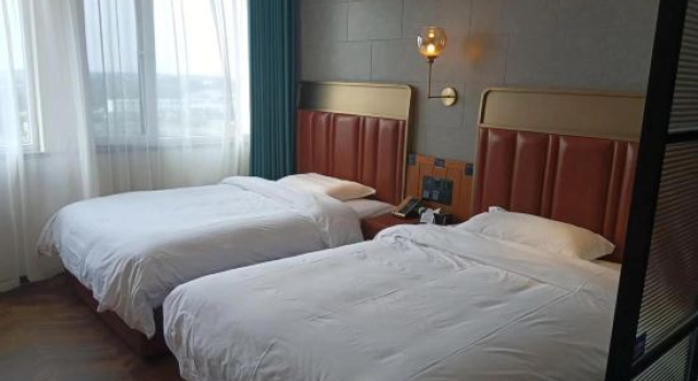 Gemei  Hotel(Yuncheng  Transportation Hub Station Store), Book Hotel Hotels in Yuncheng with Parking, Parking