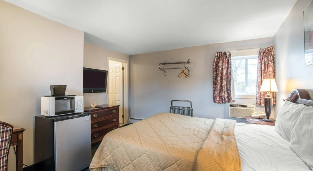 Royal Inn, Prenota Hotel Claremont Stati Uniti
