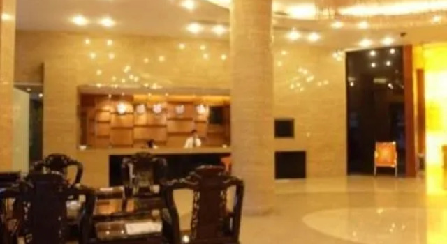 御峰酒店(广州花都大润发店), Rezervasyon Otel Guangdong otoparklı oteller, Otopark