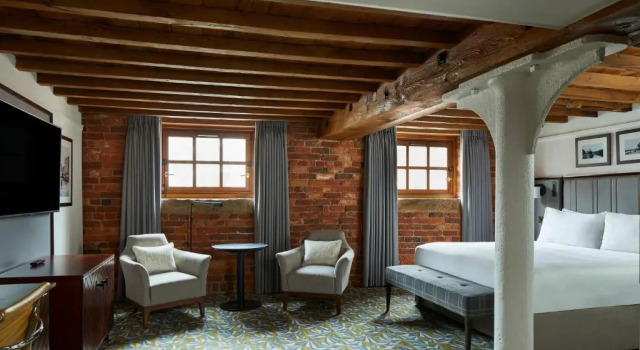 Двухместный номер Superior Manchester Marriott Victoria & Albert Hotel