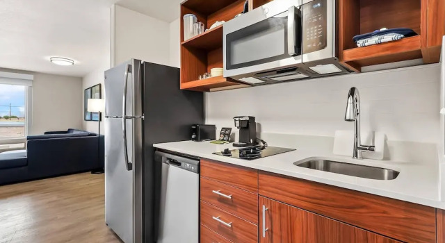 Люкс Everhome Suites El Paso Airport Near Fort Bliss by Choice Hotels