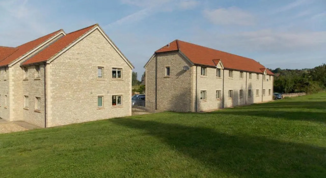 Коттедж с 3 комнатами Canons Court Mews