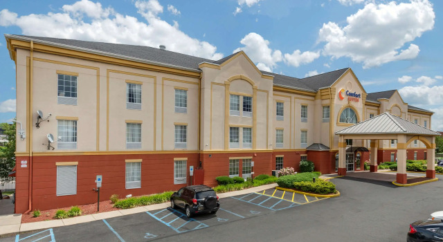 Comfort Suites Newark, Book Hotel Newark North Jersey