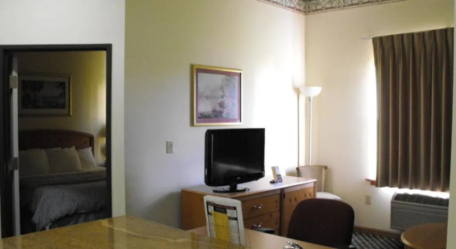 Люкс Americas Best Value Inn Three Rivers
