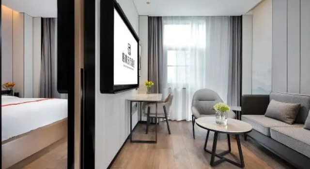 Люкс Executive Greentree Eastern Hotel Shenzhen Futian Huaqiang North Branch
