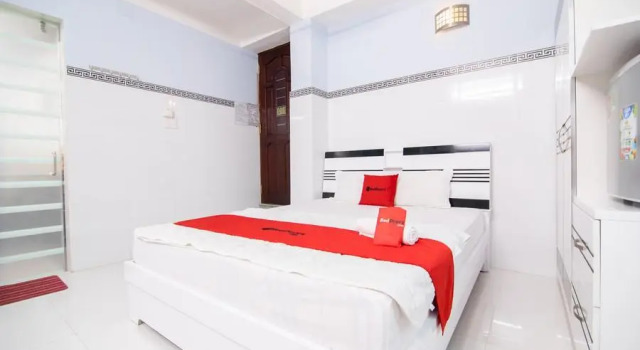 Номер Standard RedDoorz Plus near Ben Thanh Market