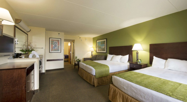 Edgewater Hotel & Waterpark, Varaa Hotelli Hotellit Minnesota pysäköinnillä, Pysäköinti