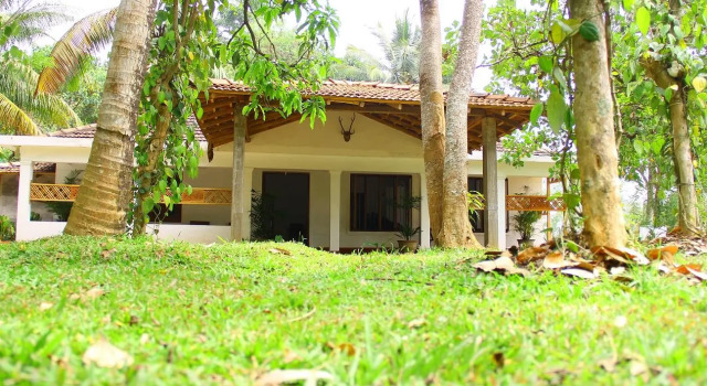 Ivory Pearl Rest House, Забронировать Отель Канди 