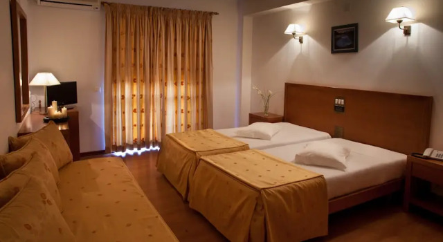 Трёхместный номер Standard Hotel Santa Mafalda