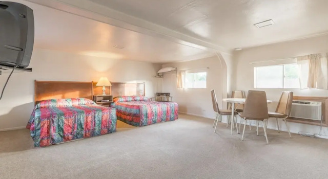 Полулюкс Dayton Motel