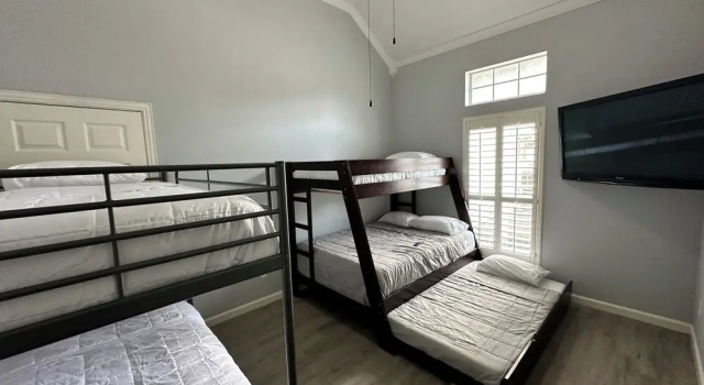New Spacious 5-Bedroom Home for Large Family, Забронировать Отель Гарленд Dallas - Fort Worth Metropolitan Area