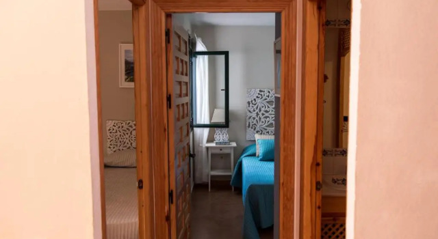 APARTAMENTO 1º LINEA DE PLAYA ZAHARA DE LOS ATUNES, Забронировать Апартаменты/квартира Отели Саара-де-лос-Атунес с парковкой, Парковка