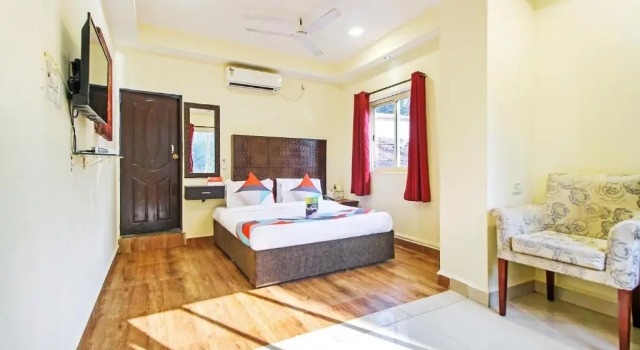 Люкс FabHotel Golden Nest Deluxe Resort