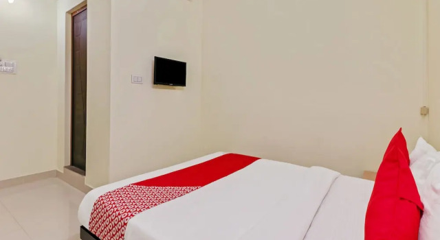 OYO Flagship 26714 Sri Balaji, Varaa Hotelli Coimbatore Tamil Nadu