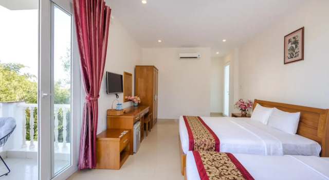 Четырёхместный семейный номер Standard с балконом Melica Resort Phu Quoc