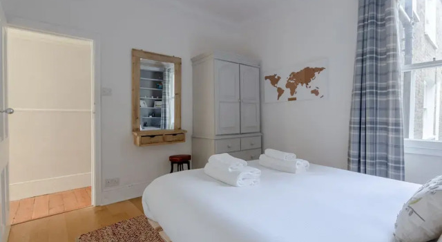 Well-decorated 2 Bedroom Garden Flat in Balham, Забронировать Отель Отели Англии 3 звезды, 3*