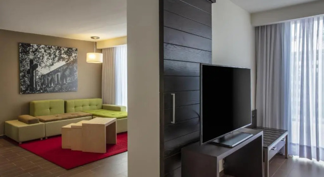 Двухместный полулюкс Fiesta Inn Express Queretaro Constituyentes