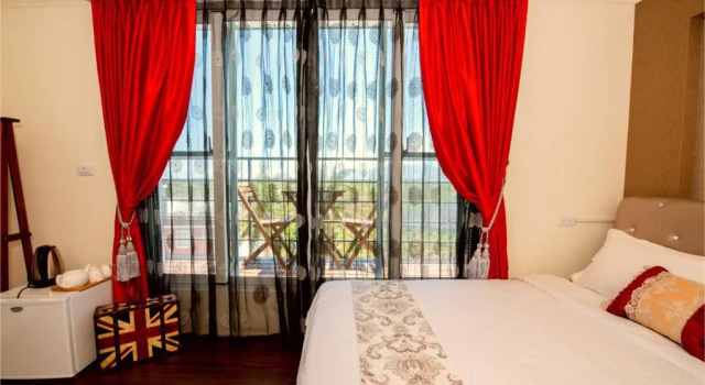 Love Travel B&B