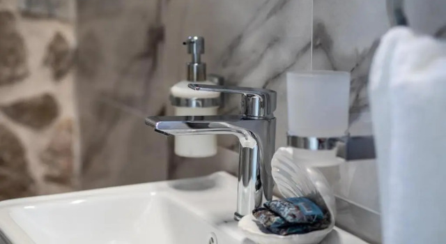 Коттедж c 1 комнатой ADRIANS LUXURY APARTMENTS 1