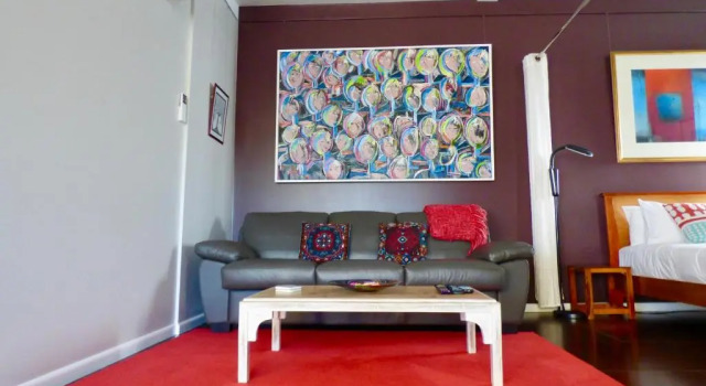 Студия ArtHOUSE Beachfront Accommodation