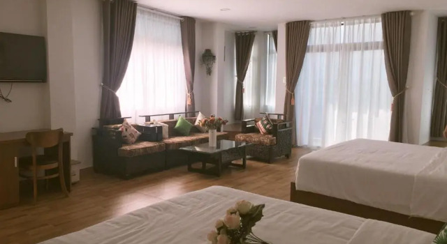 Люкс Vic House Hotel