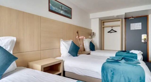 Hotel du Golf Coignieres, Book Hotel  
