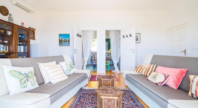 Nice Home in Orasac With Outdoor Swimming Pool, Wifi and 4 Bedrooms, Забронировать Отель Отели Региона Дубровника 3 звезды, 3*