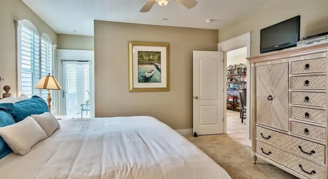 30A Monterey Place 3 Bd Holiday Home by Five Star Properties, Book Lejlighed Lejligheder i Seacrest, Lejlighed