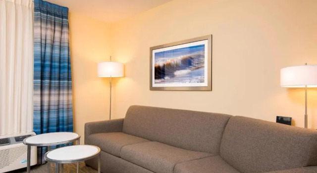Студия Fairfield Inn & Suites Tampa Westshore / Airport