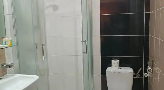 Трёхместный номер Standard Amigo Hotel