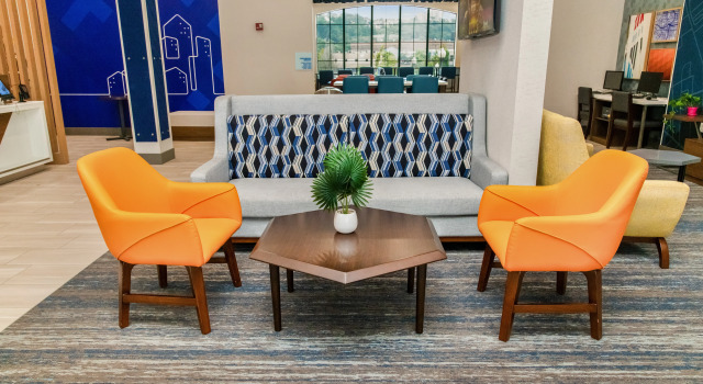 Holiday Inn Express Hotel & Suites Pittsburgh-South Side, Book Hotel Hoteller i Pittsburgh med pool, Swimmingpool