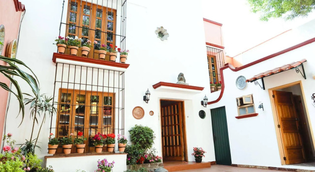 Casa Jacinta Guest House, Book Guesthouse Coyoacan 