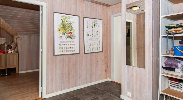 Secluded Holiday Home in Vejers Strand With Terrace, Boek Hotel 3-sterren hotels in Ho, 3*