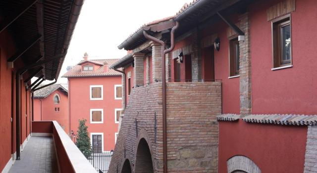 Borgo Papareschi, Book Hotel Hoteller i Portuense med parkering, Parkering